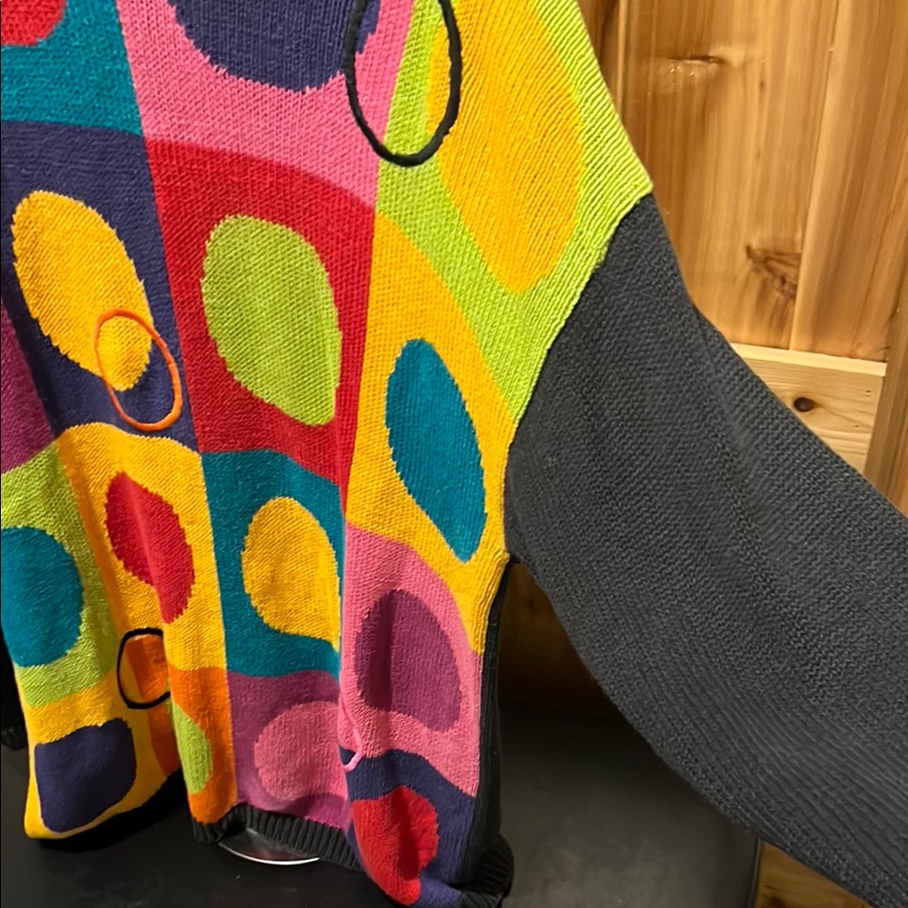 Colorful Geometric Crew Neck Sweater - Picture 4 of 8